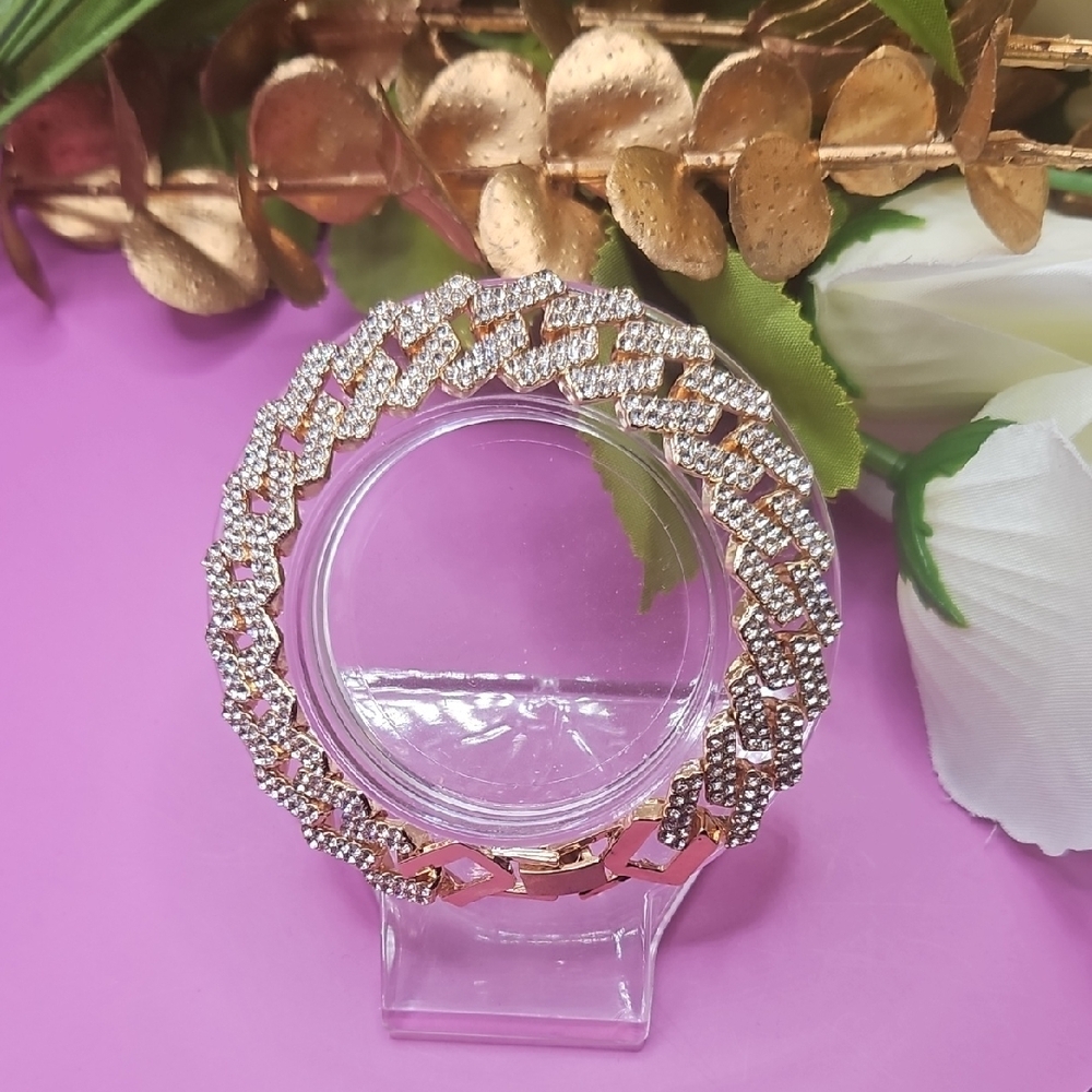 Elegant Gold Rhinestone Lined Bracelet